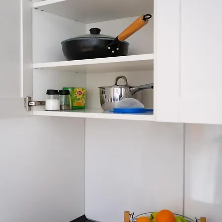 Marszalkowska 83 - Bezplatny Parking - Free Parking - W Pelni Wyposazona Kuchnia - 500m Do Dworca Centralnego - Okna Od Strony Dziedzinca - Wifi - Smart Tv Apartamento